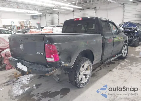 2021 Ram 1500 Classic Tradesman z USA, uszkodzony, nr VIN 1C6RR7FG8MS524184